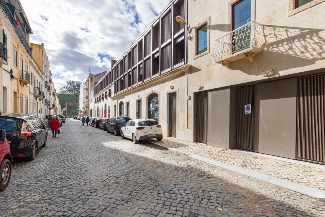 Deluxe 2Bdr Apartment W/ Patio By Lovelystay Lisboa 外观 照片