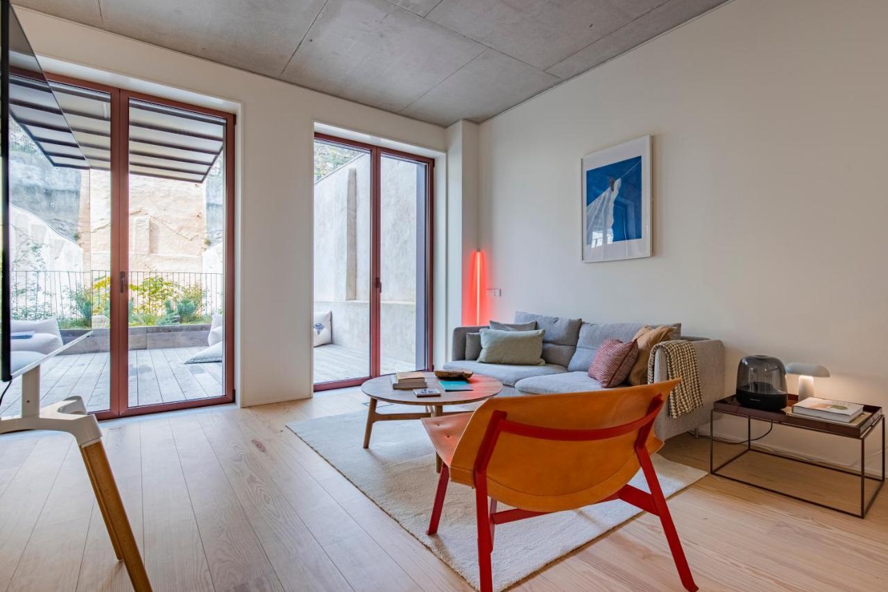 Deluxe 2Bdr Apartment W/ Patio By Lovelystay Lisboa 外观 照片
