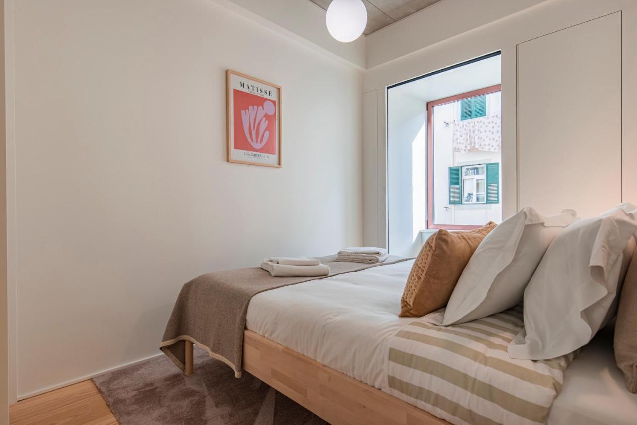 Deluxe 2Bdr Apartment W/ Patio By Lovelystay Lisboa 外观 照片