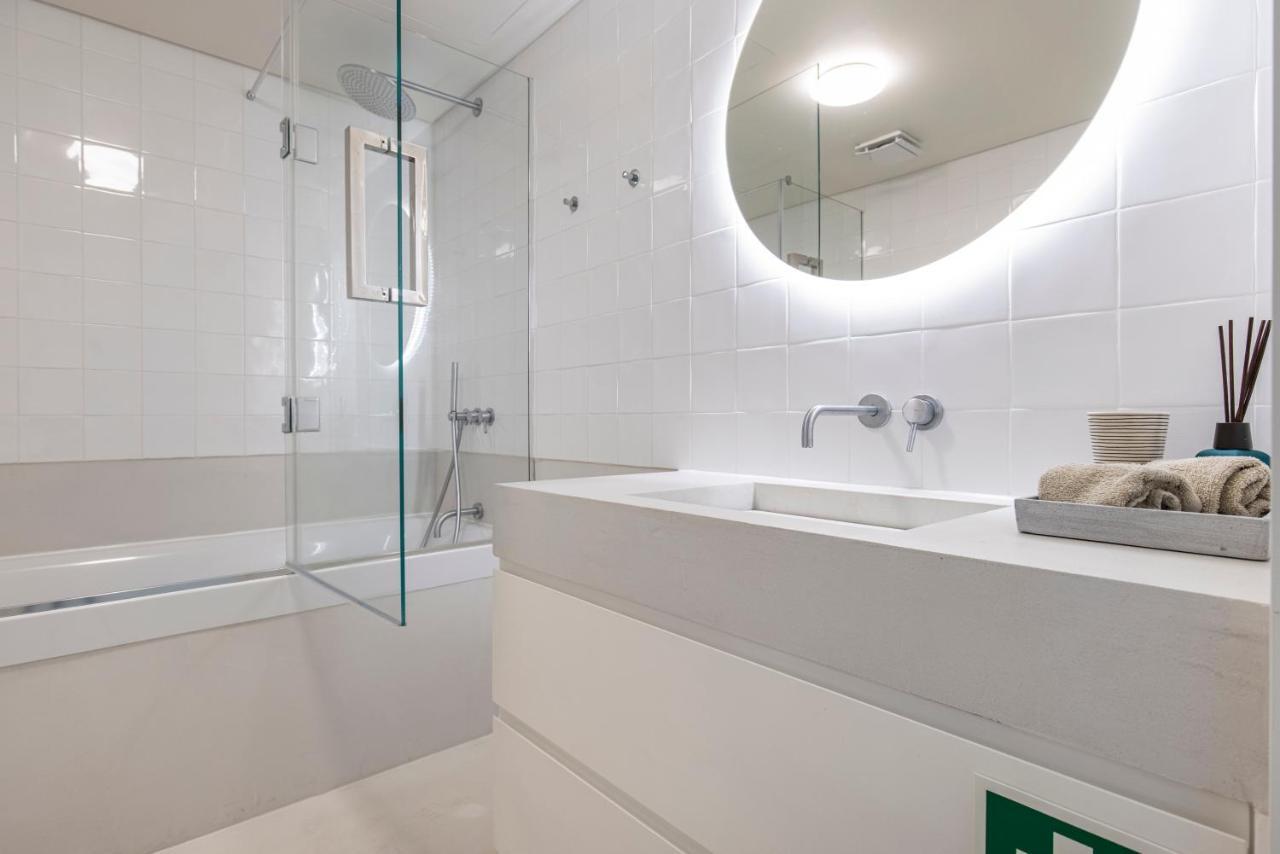 Deluxe 2Bdr Apartment W/ Patio By Lovelystay Lisboa 外观 照片