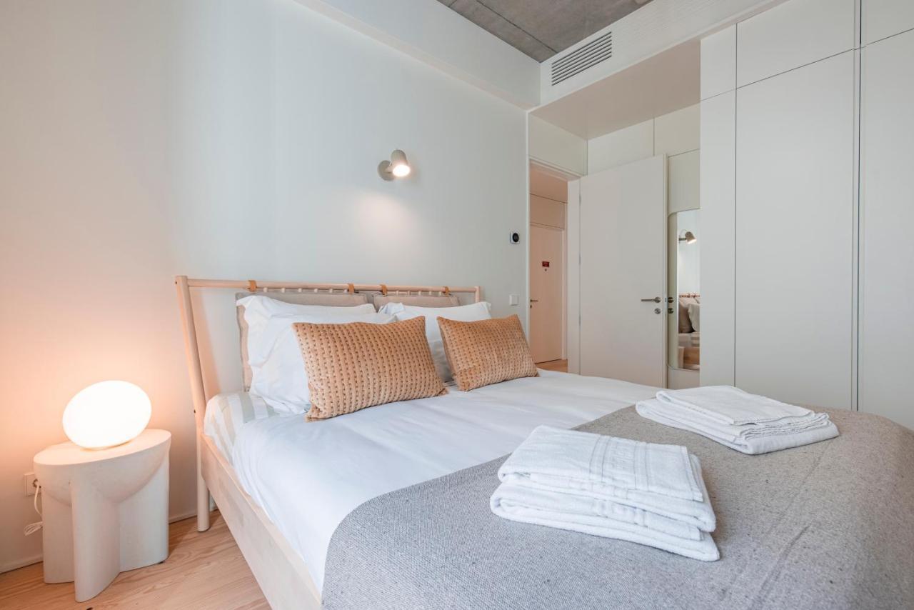 Deluxe 2Bdr Apartment W/ Patio By Lovelystay Lisboa 外观 照片