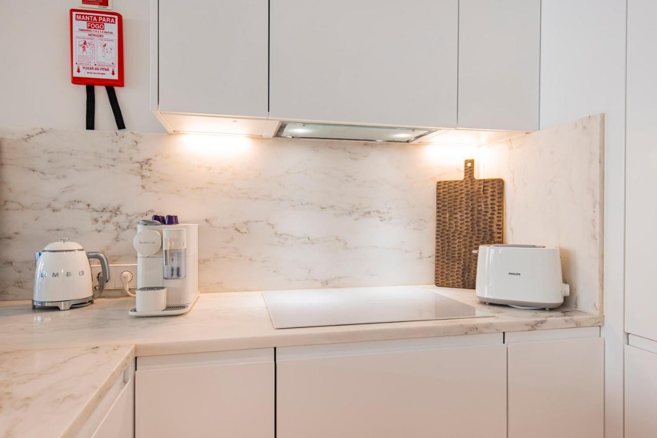 Deluxe 2Bdr Apartment W/ Patio By Lovelystay Lisboa 外观 照片